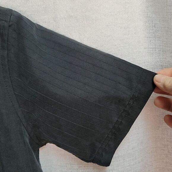 Boys Hawk Button Down Shirt! - Picture 5 of 9